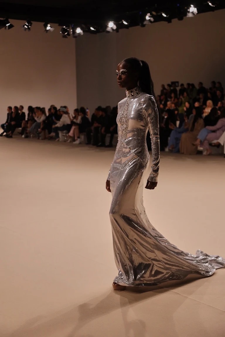 HUMARIFF Art of Living — look 37